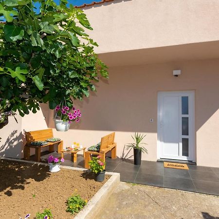 Lovely Apartment M&K In Peaceful Area - 扎达尔 外观 照片