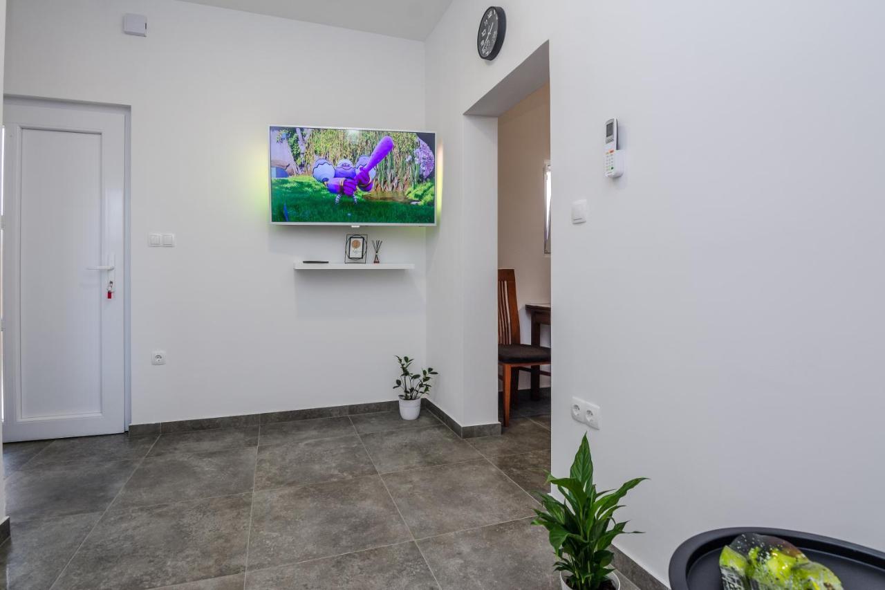 Lovely Apartment M&K In Peaceful Area - 扎达尔 外观 照片