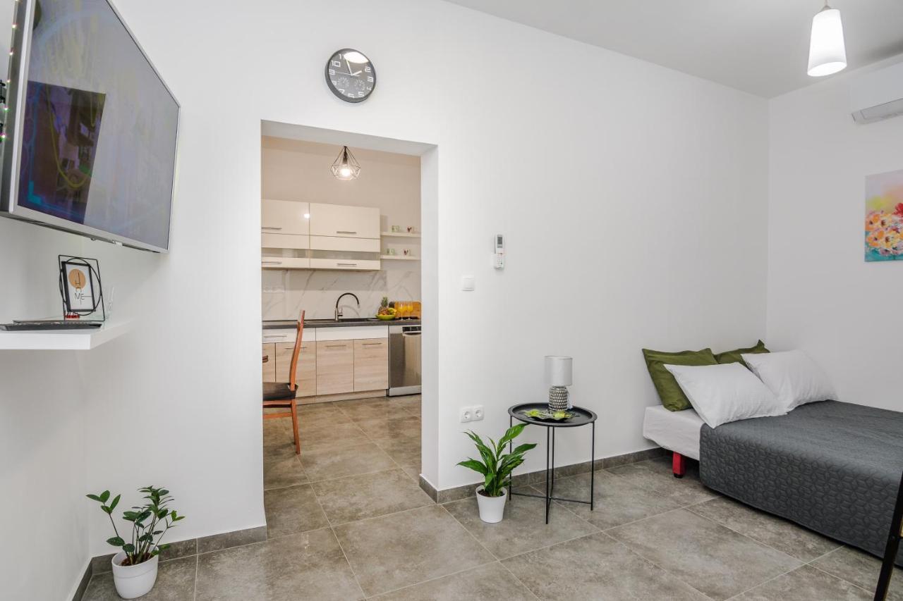Lovely Apartment M&K In Peaceful Area - 扎达尔 外观 照片