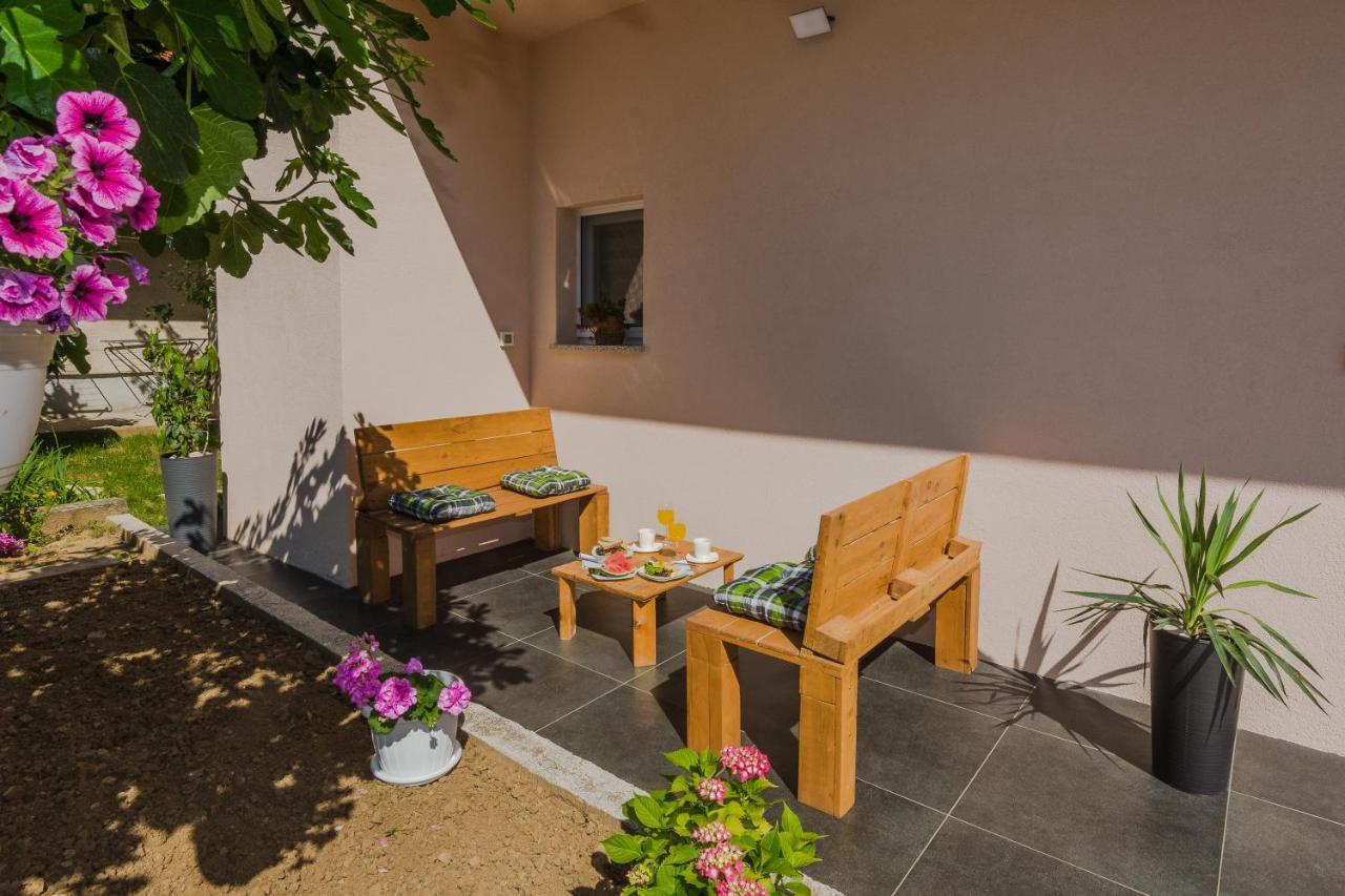 Lovely Apartment M&K In Peaceful Area - 扎达尔 外观 照片